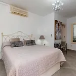 דירה Amazing 2 Bedroom Location אדחה